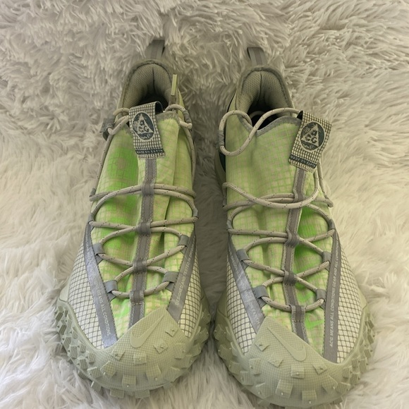 -Nike ACG Mountain Fly Low,Men’s Light Green/Grey,Short top Sneakers. Siz… - Picture 1 of 9